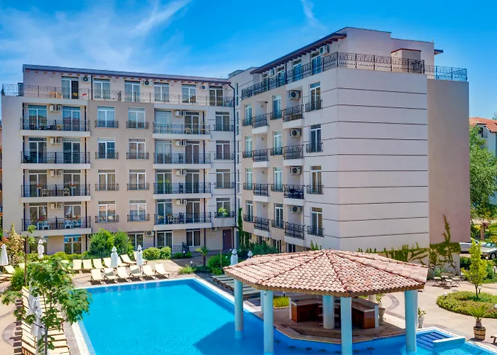 Dawn Park Complex
